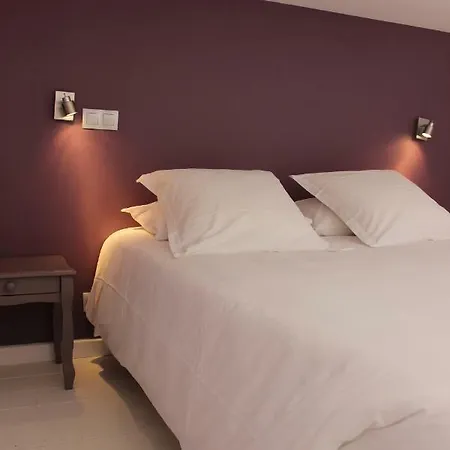 De Roux D'hotes Bed & Breakfast