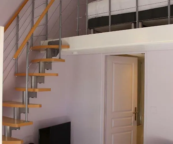 De Roux D'hotes Couette-café